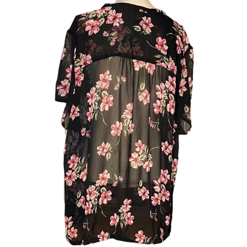 Torrid Wm’s Sz 4 Black Pink Floral Bubble Hem Sheer Chiffon Blouse